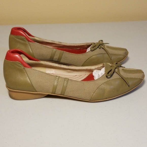 Nine West Loafers - Picture 2 of 8